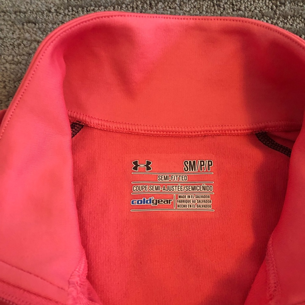 Women’s fitted athletic under armor quarter zip